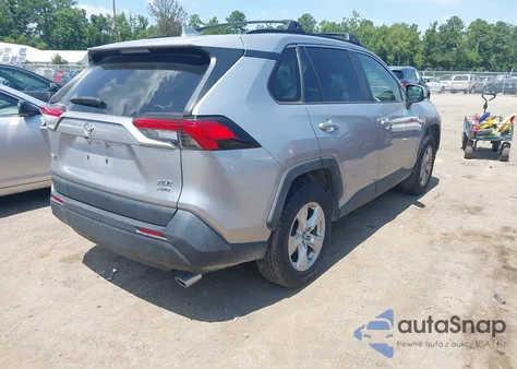 2019 Toyota Rav4 Xle/Xle Premium from USA, damaged, VIN JTMP1RFV5KD019495